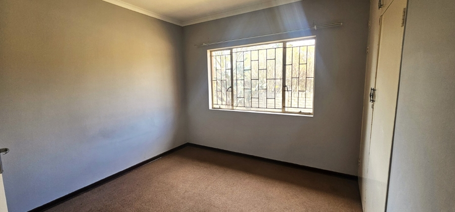 To Let 3 Bedroom Property for Rent in Safari Gardens North West